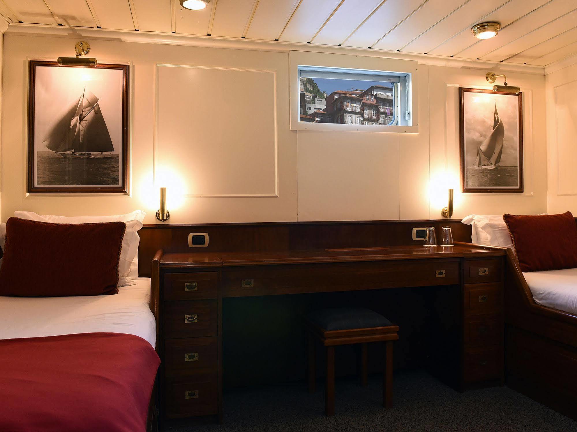 Invicta Ribeira Boat Hotel 波尔图 外观 照片